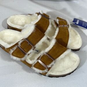 BIRKENSTOCK ARIZONA SHEARLING SANDALS NWT BROWN WHITE FUR